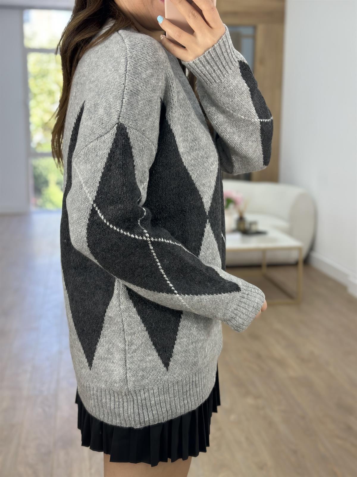 Gri Siyah Baklava Desenli Kazak