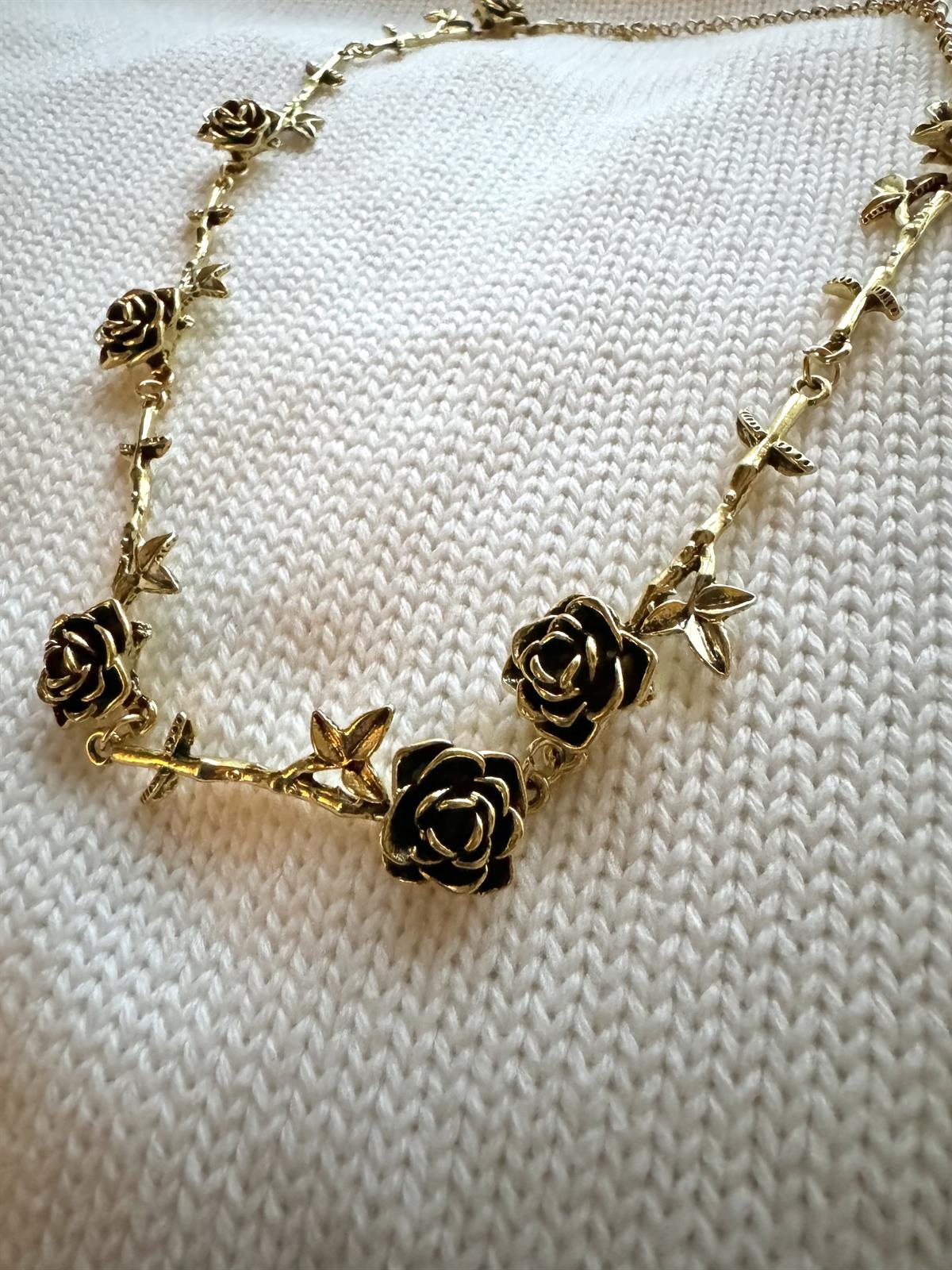 Gül Tasarım Gold Kolye