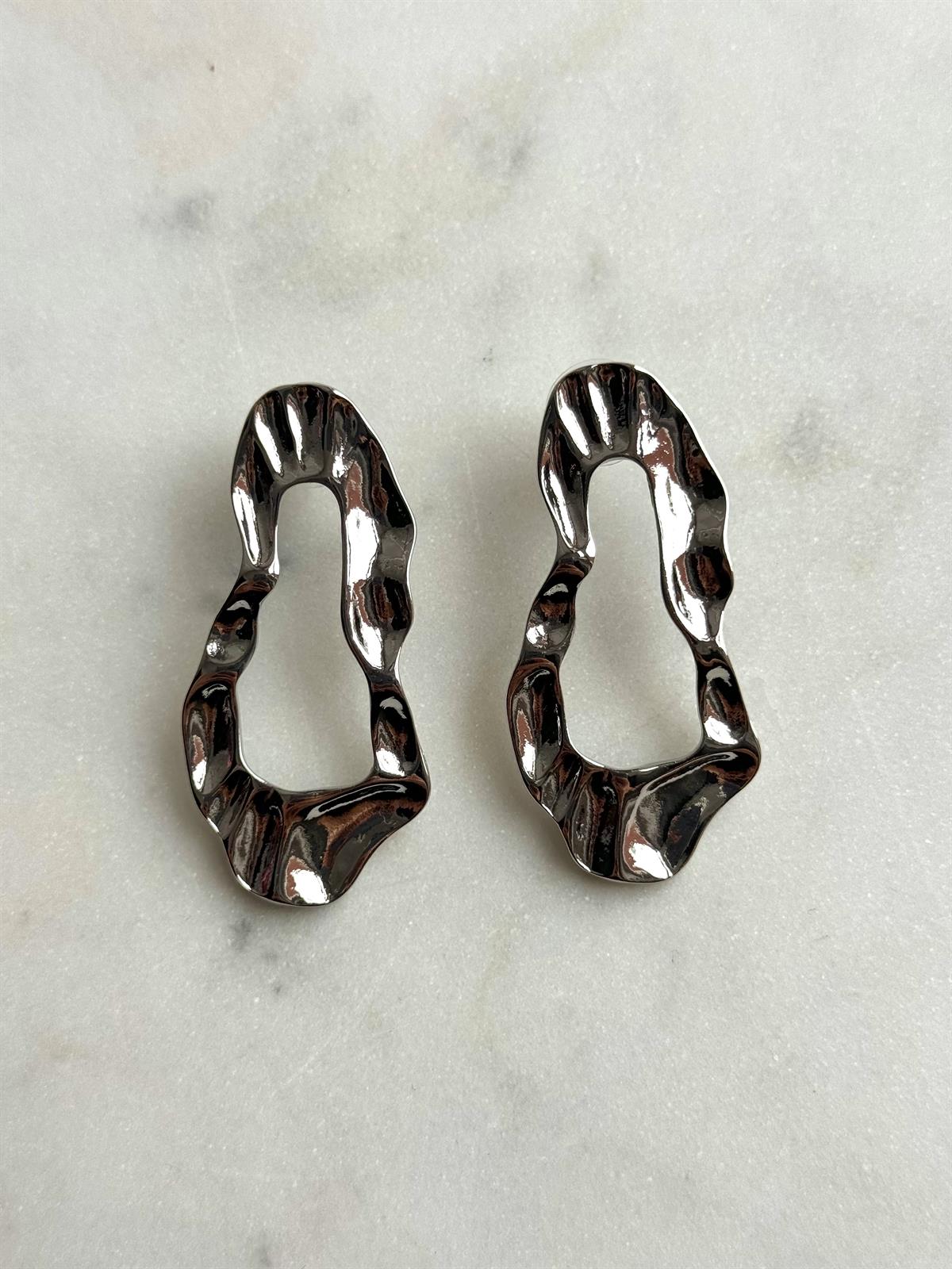Gümüş Asimetrik Plaka Küpe 4,8cm