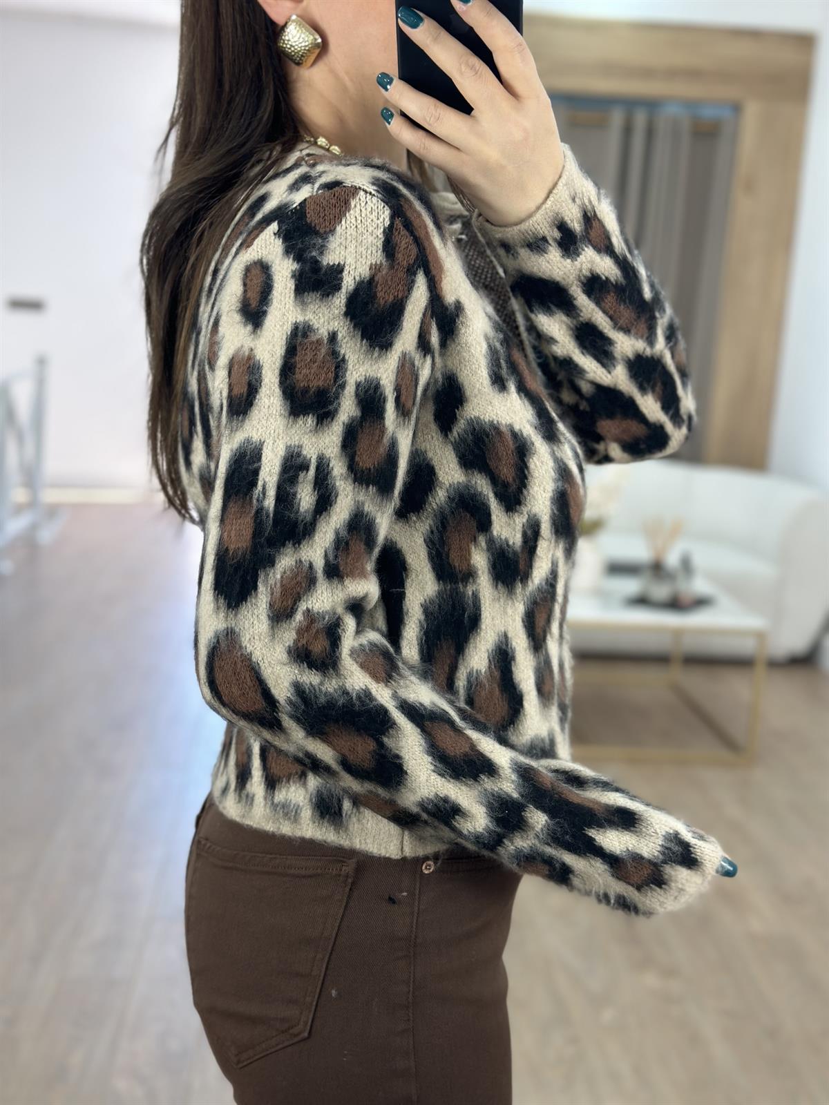 Gümüş Düğmeli Leopar Desen Hırka-Bej