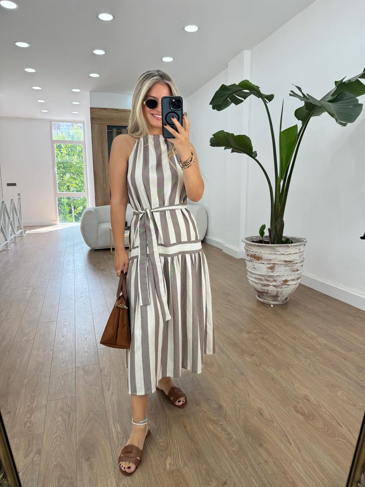 Halter Yaka Çizgili Keten Elbise-Vizon