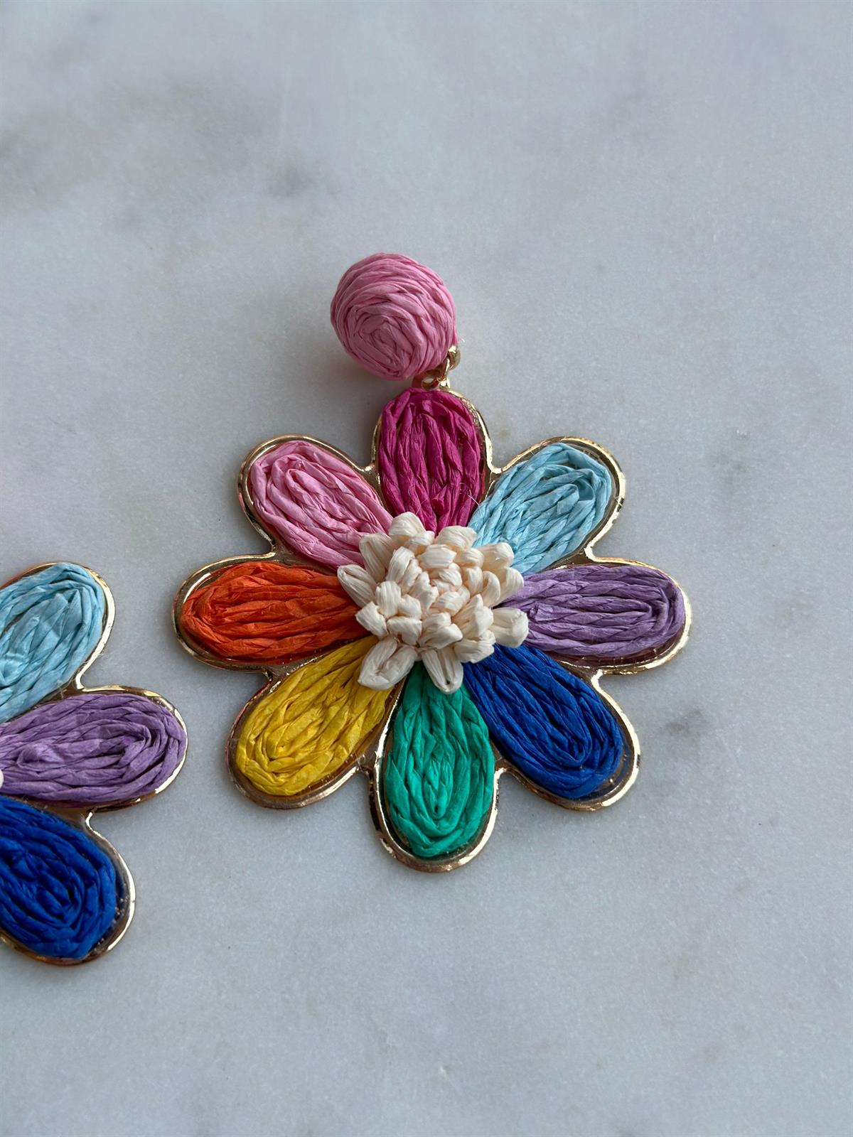 Hasır Tasarım Renkli Küpe