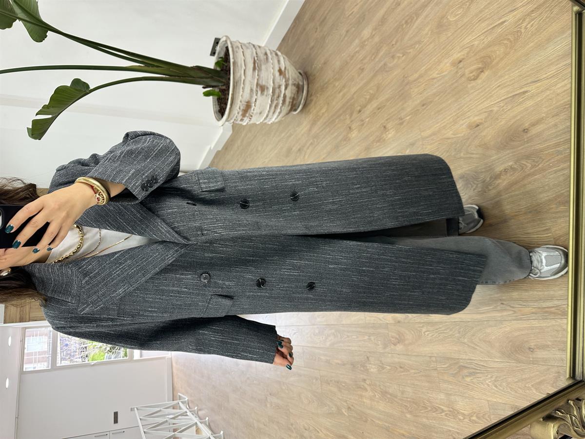 İçerisi Astarlı Altı Düğmeli Kaşe Kaban-Gri