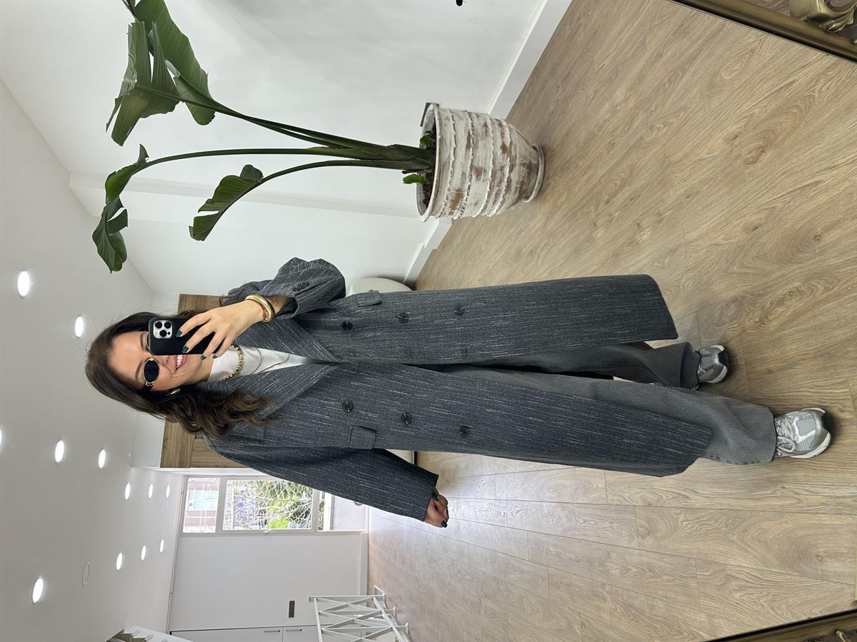 İçerisi Astarlı Altı Düğmeli Kaşe Kaban-Gri