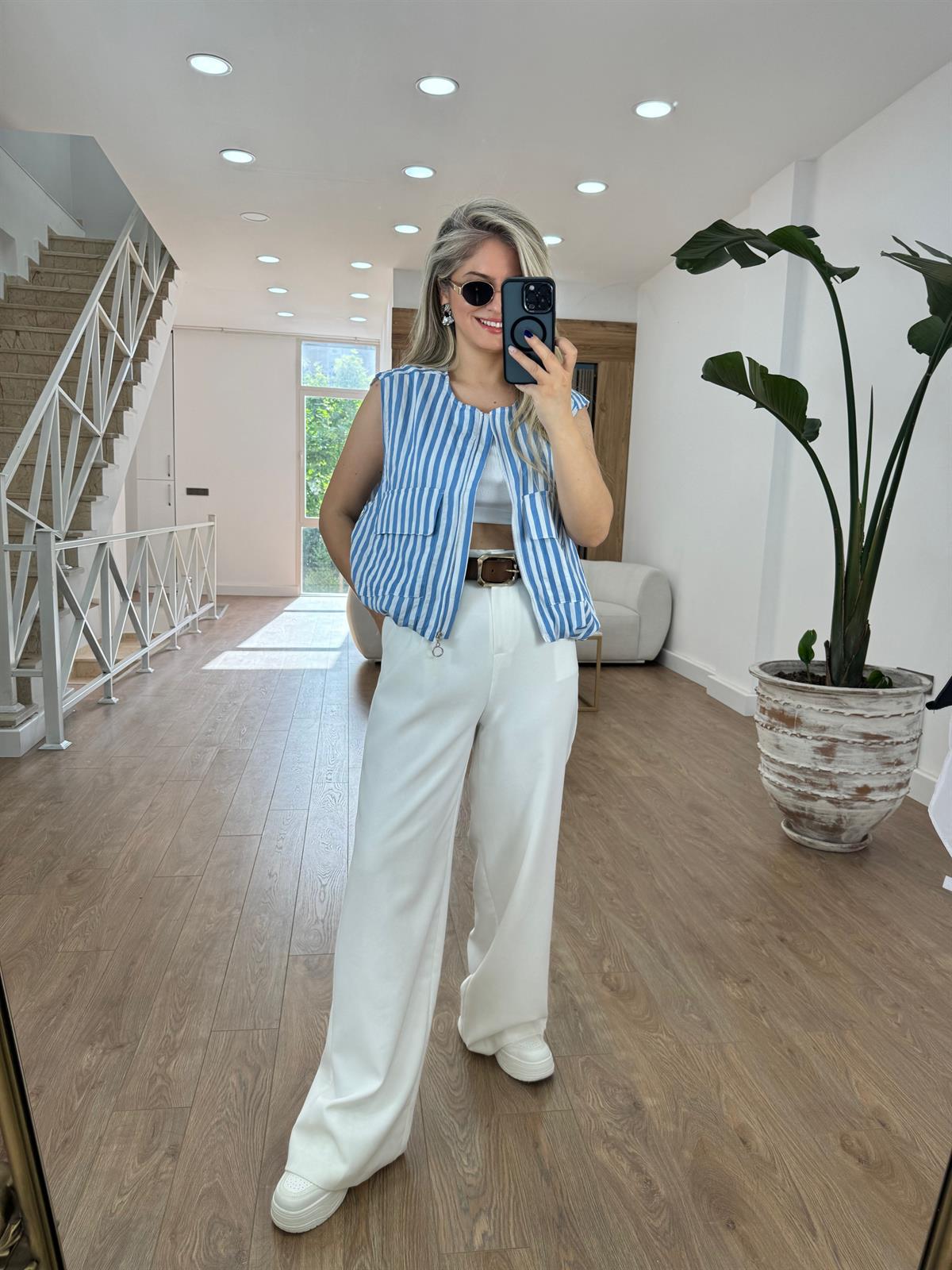 İçerisi Astarlı Cepli Yelek-Mavi