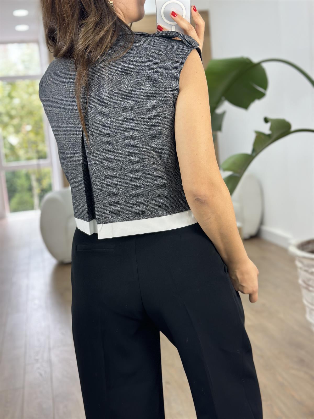 İçerisi Astarlı Gömlek Detaylı Tasarım Yelek