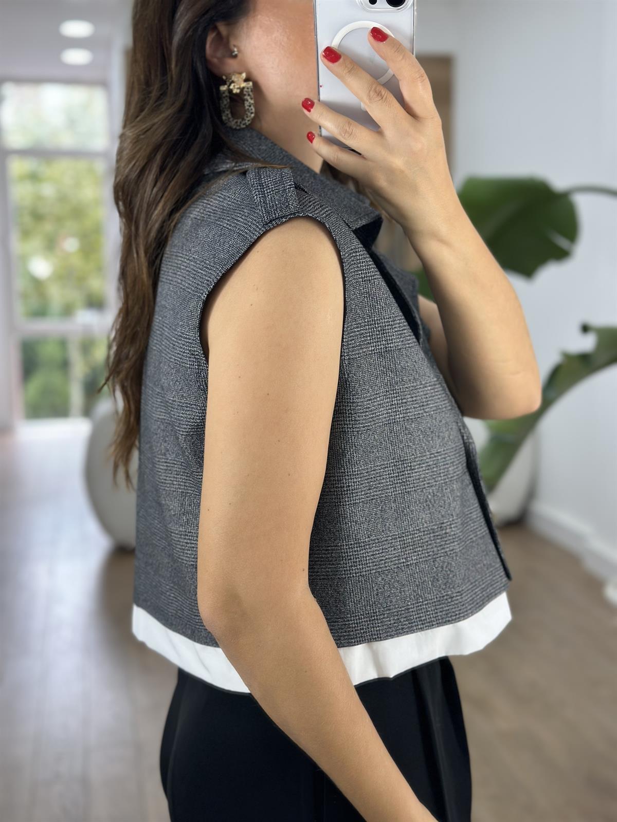 İçerisi Astarlı Gömlek Detaylı Tasarım Yelek