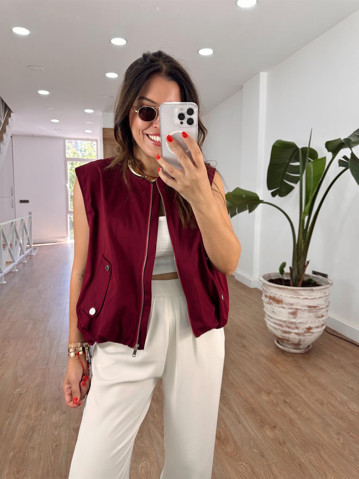 İçerisi Astarlı Kapak Cepli Yelek - Bordo