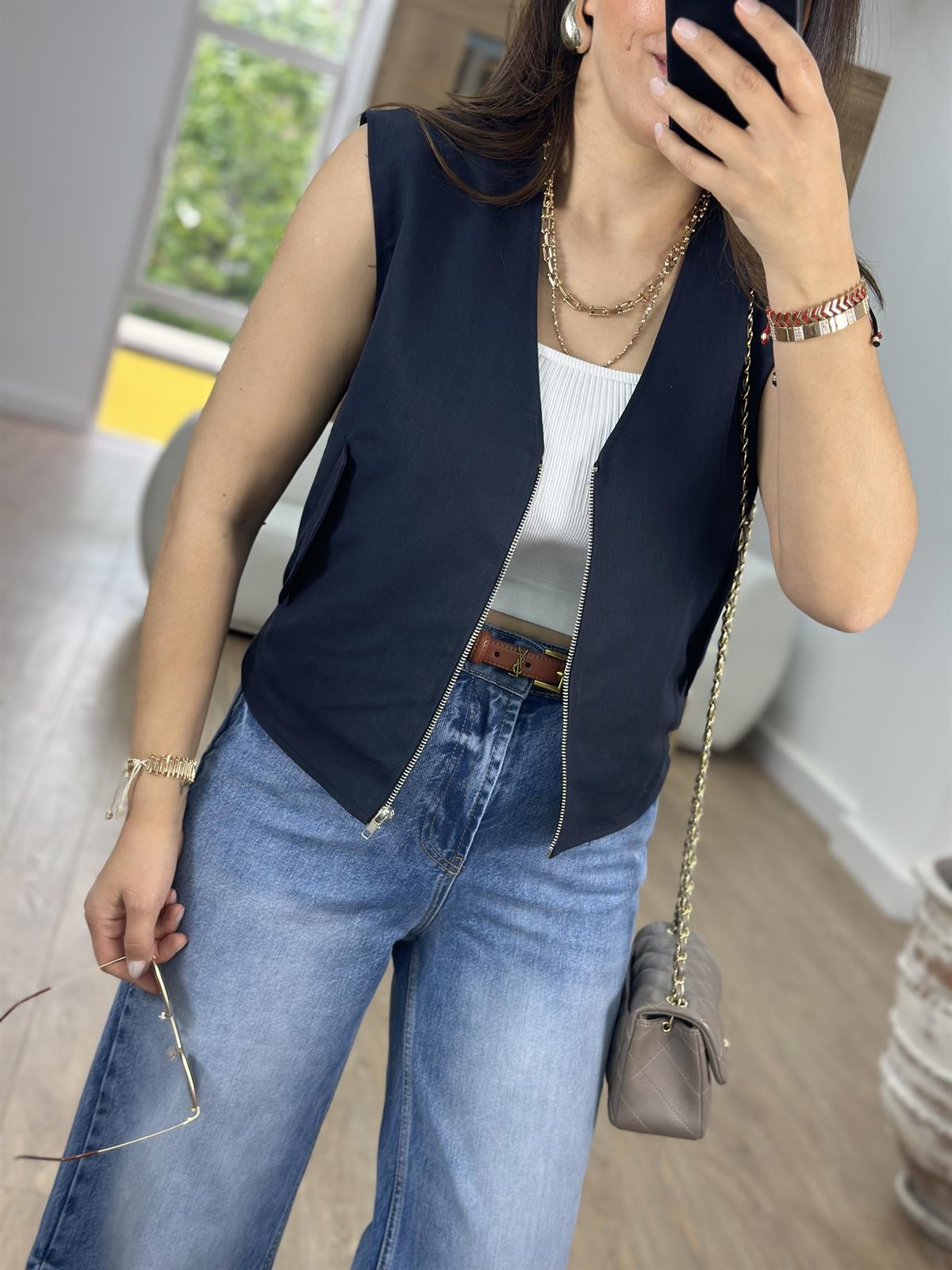 İçerisi Astarlı Kapak Cepli Yelek-Lacivert