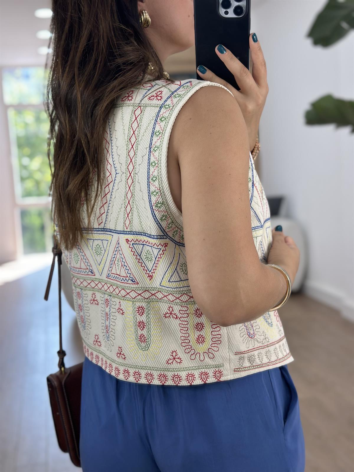 İçerisi Astarlı Nakışlı Keten Yelek