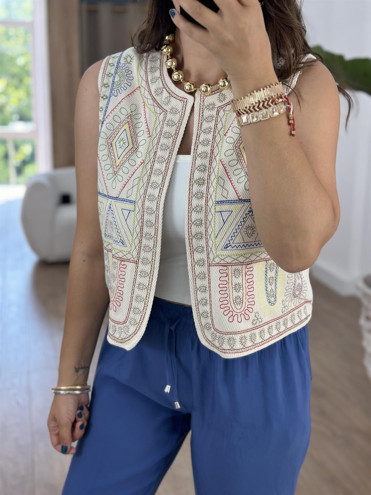 İçerisi Astarlı Nakışlı Keten Yelek