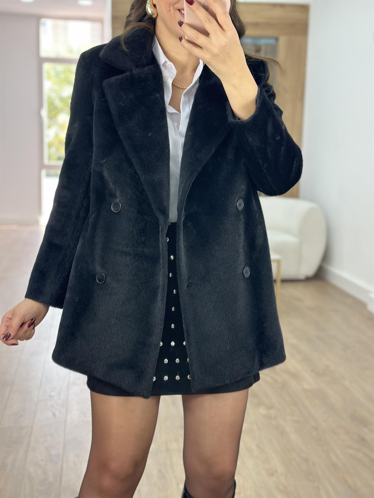 İçerisi Astarlı Tüylü Kaban Siyah