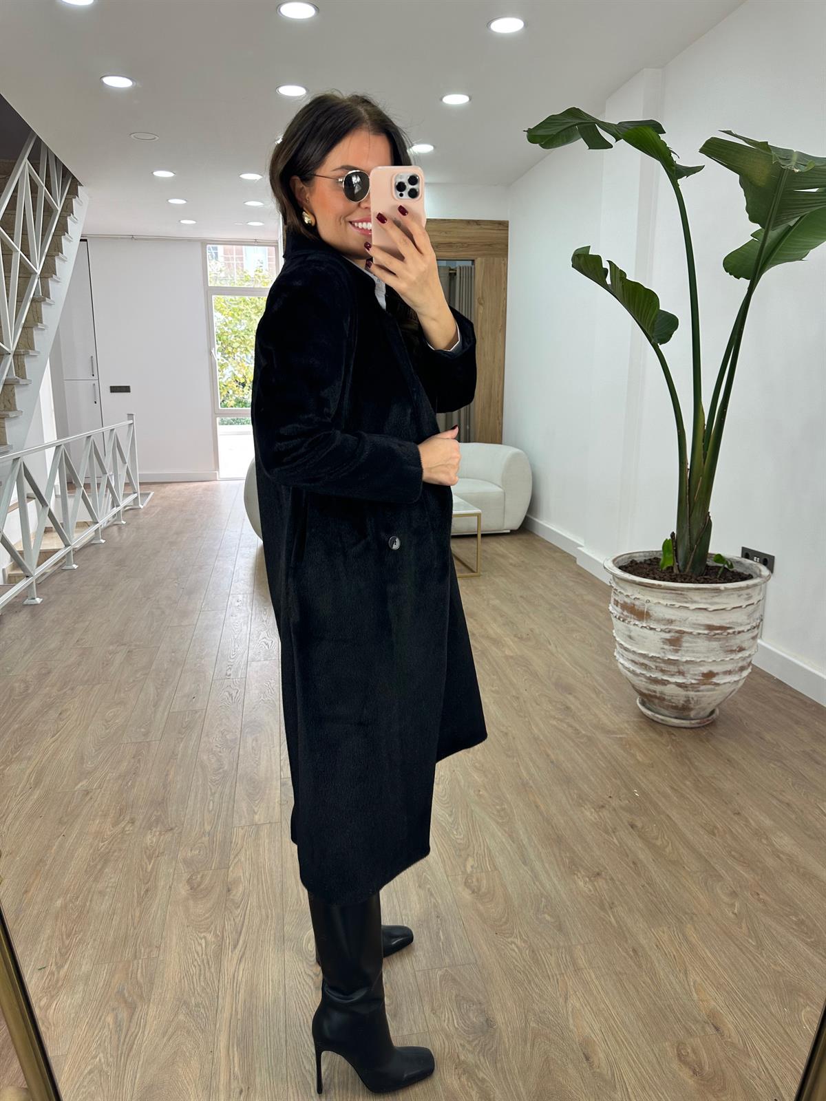 İçerisi Astarlı Tüylü Maxi Kaban-Siyah