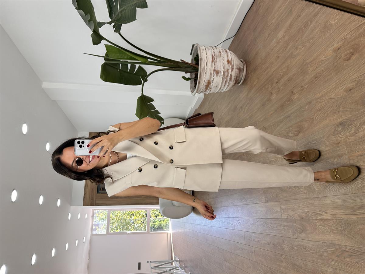 İçerisi Astarlı Yelek Pantolon Takım - Bej