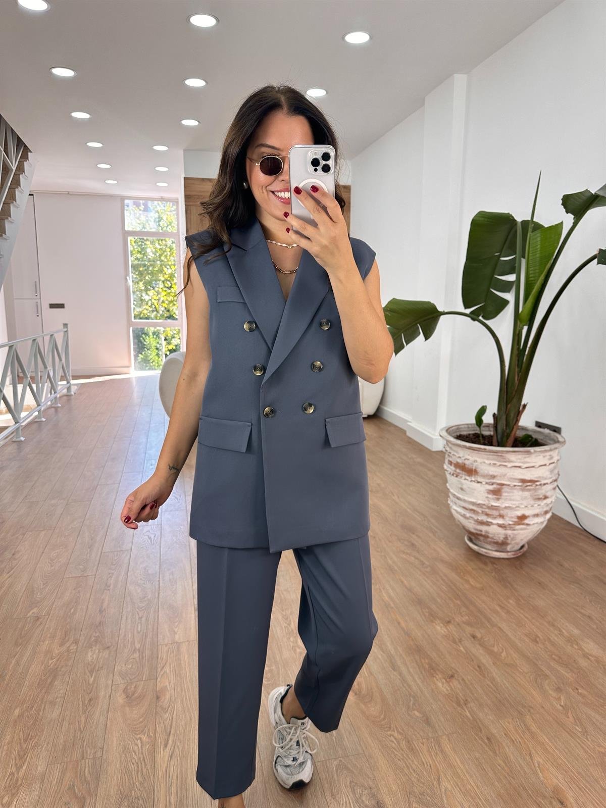 İçerisi Astarlı Yelek Pantolon Takım - Füme