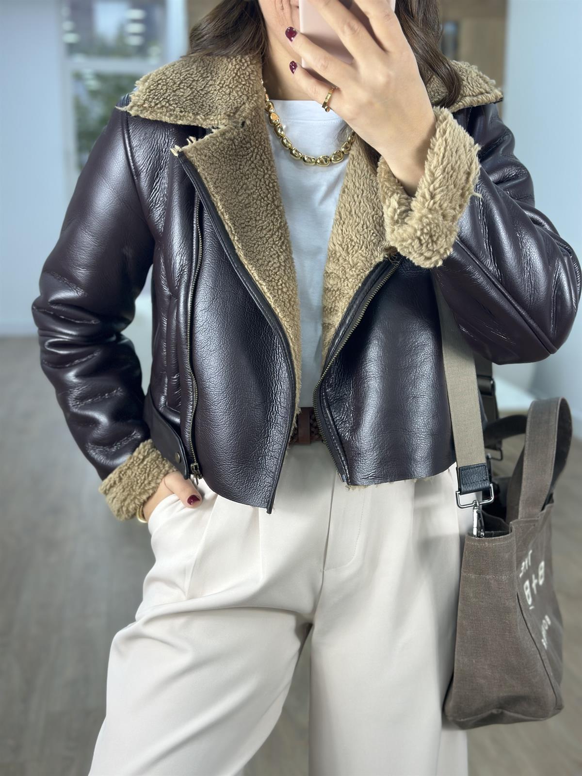 İçerisi Kürklü Deri Mont