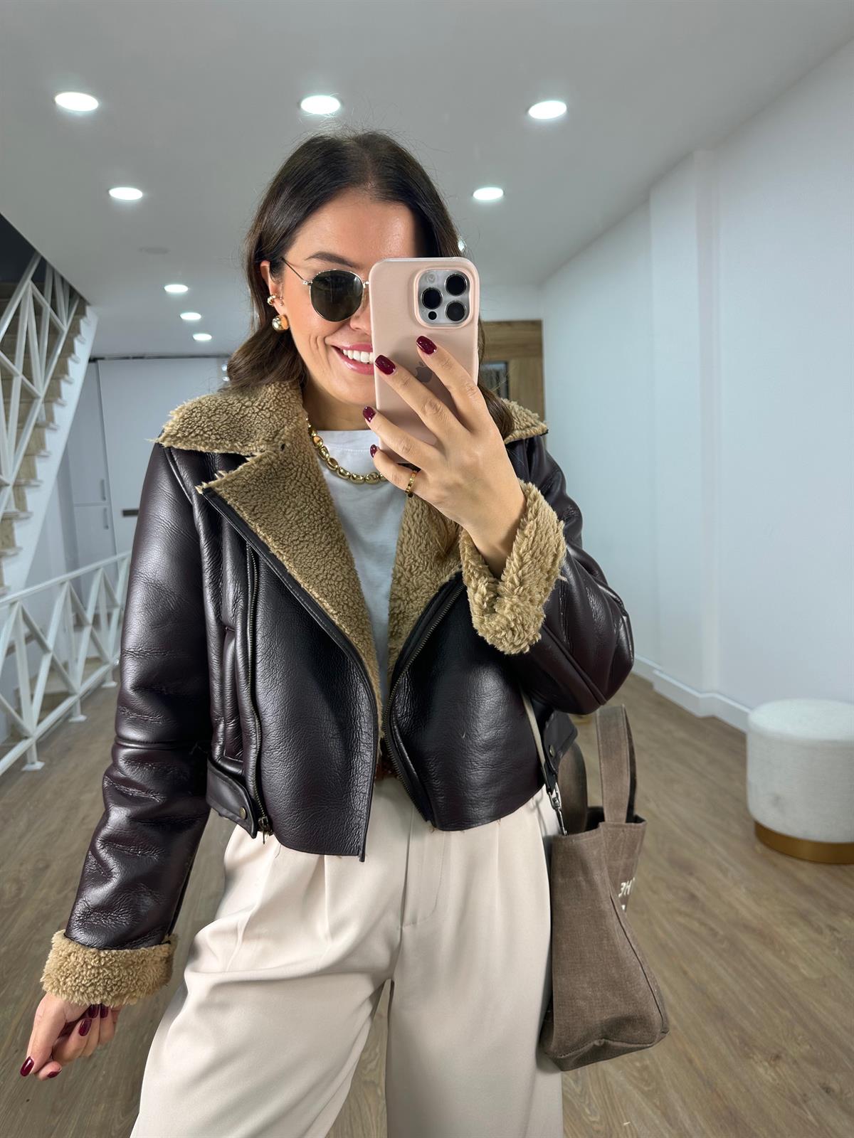 İçerisi Kürklü Deri Mont