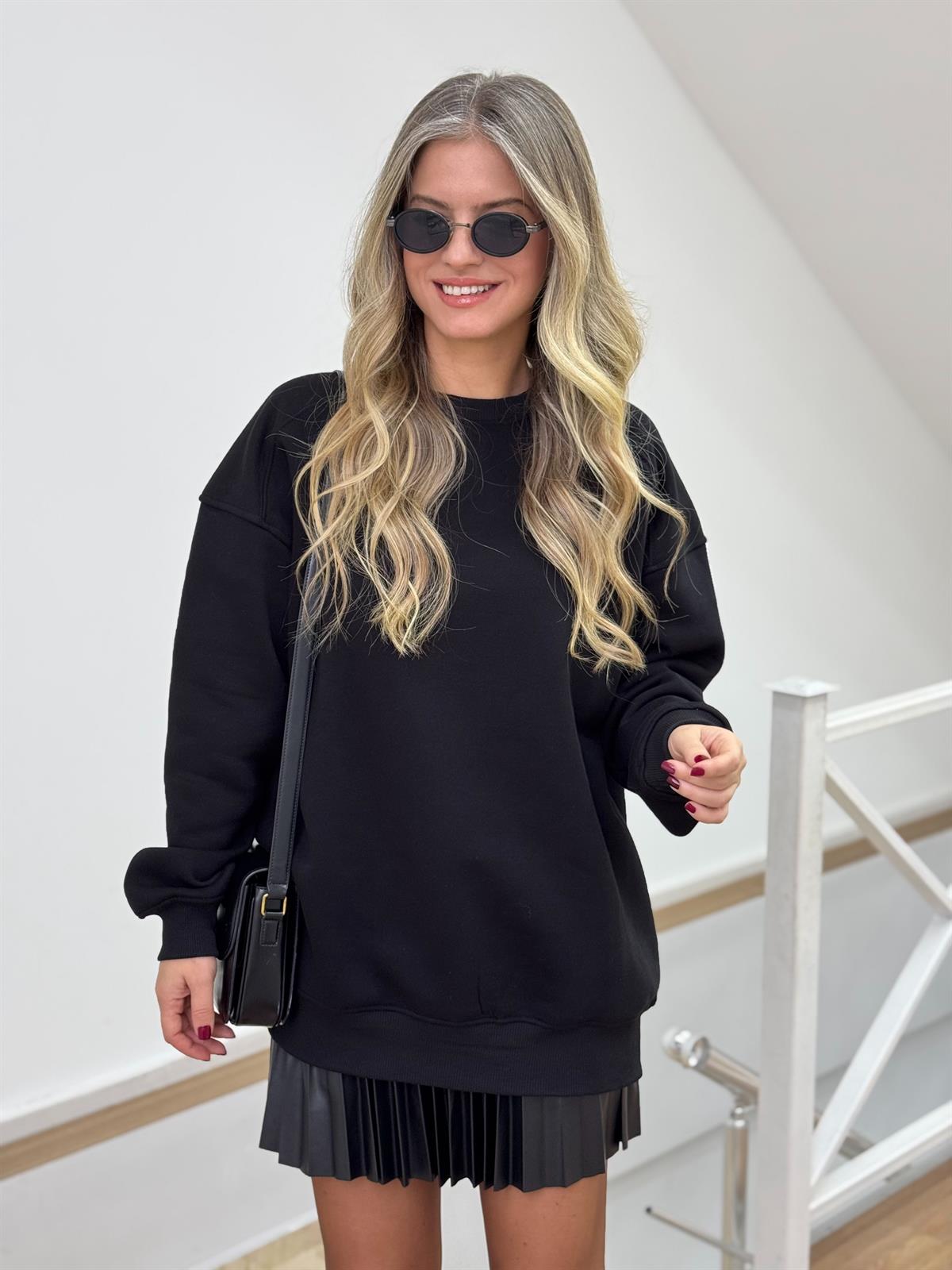 İçerisi Şardonlu Sweatshirt - Siyah