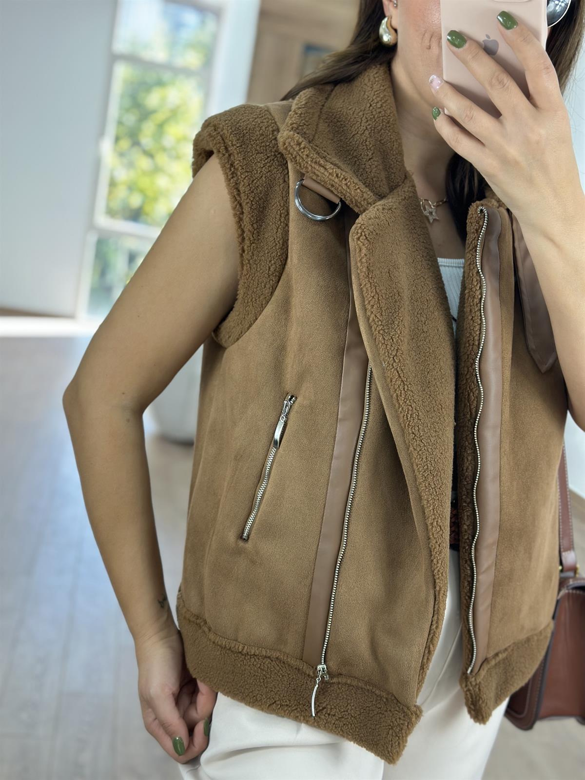 İçerisi Yumuşacık Kürklü Güderi Yelek -Taba