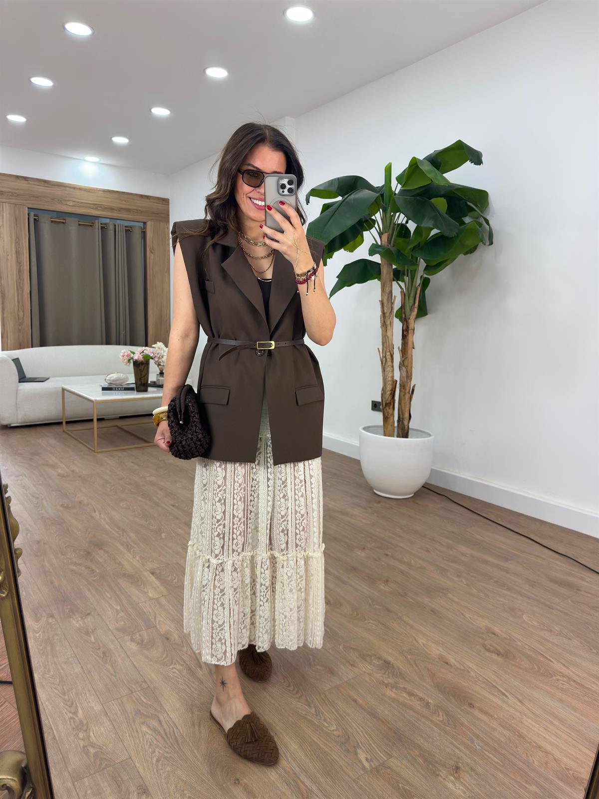 İçi Astarlı Dantel Midi Etek