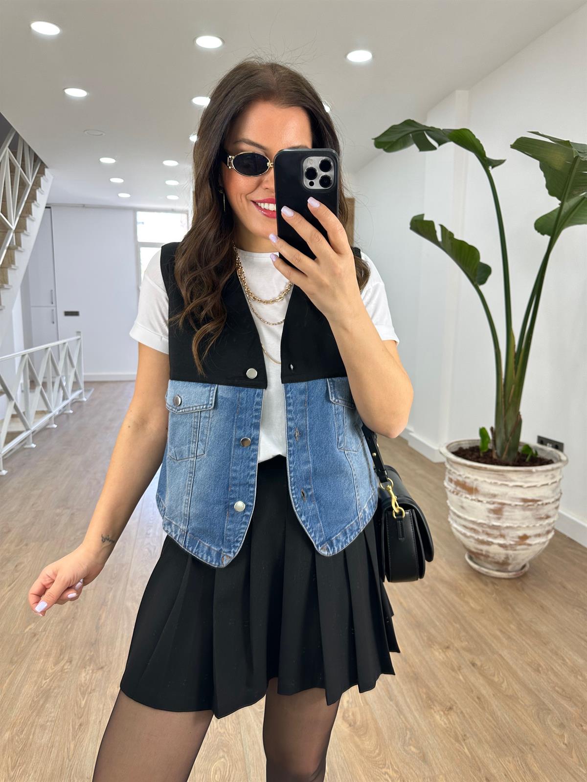 İçi Astarlı Denim Garnili Gabardin Yelek