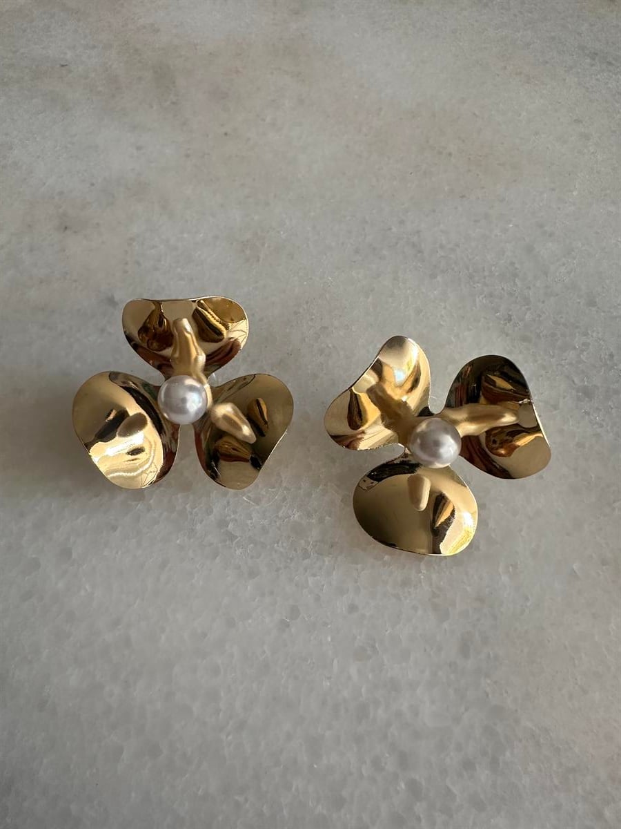 İncili Çiçek Tasarım Gold Küpe