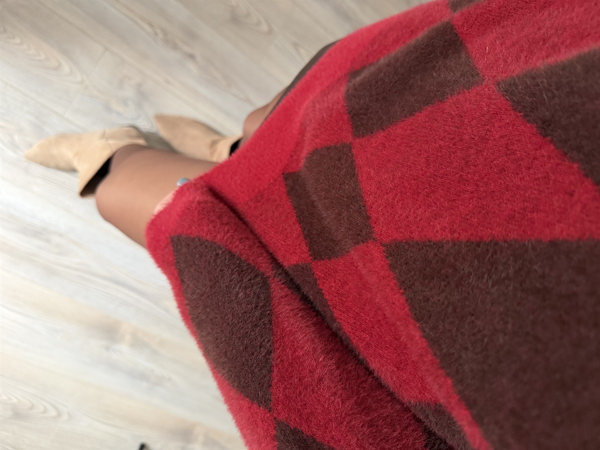 Jakarlı Baklava Desen Kazak