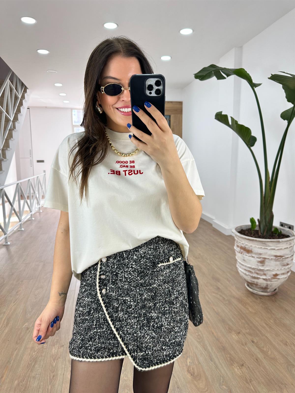 Just Be Baskılı Oversize Tişört-Ekru