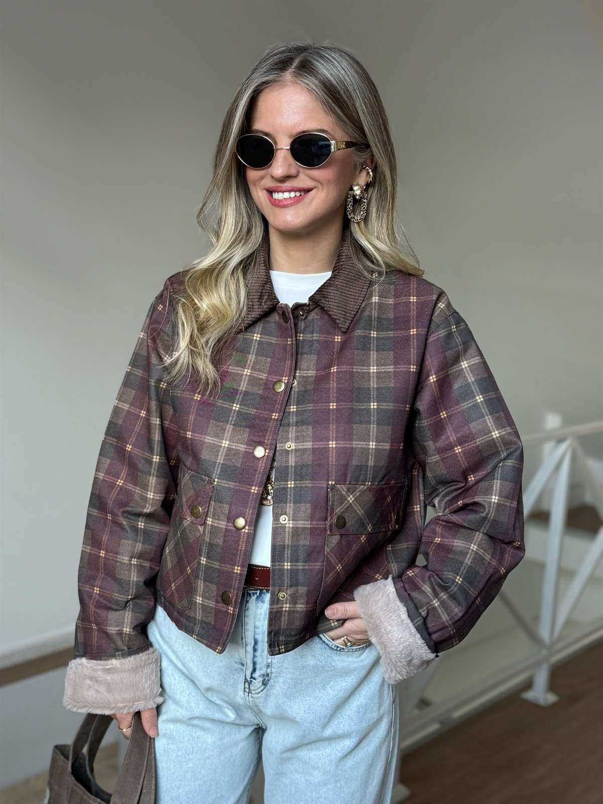 Kadife Yaka İçi Kürklü Ekoseli Ceket - Bordo