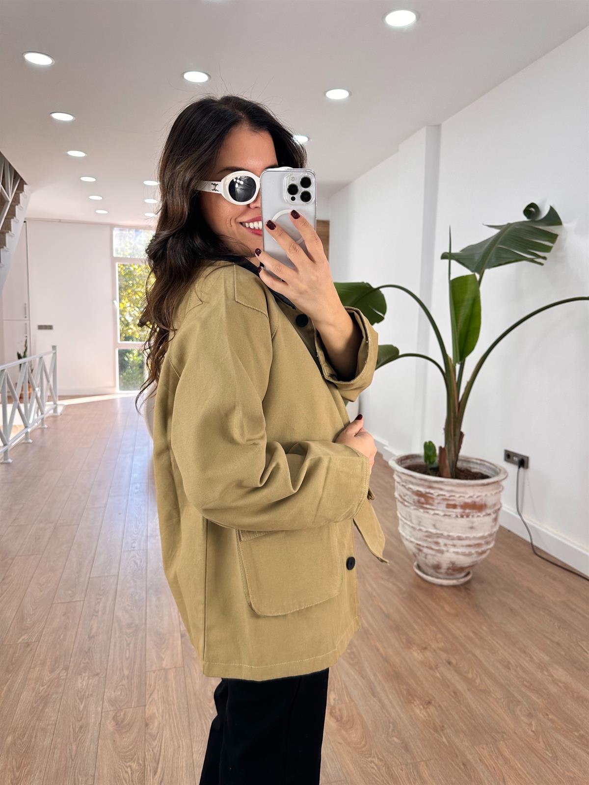 Kadife Yaka Torba Cepli Mont