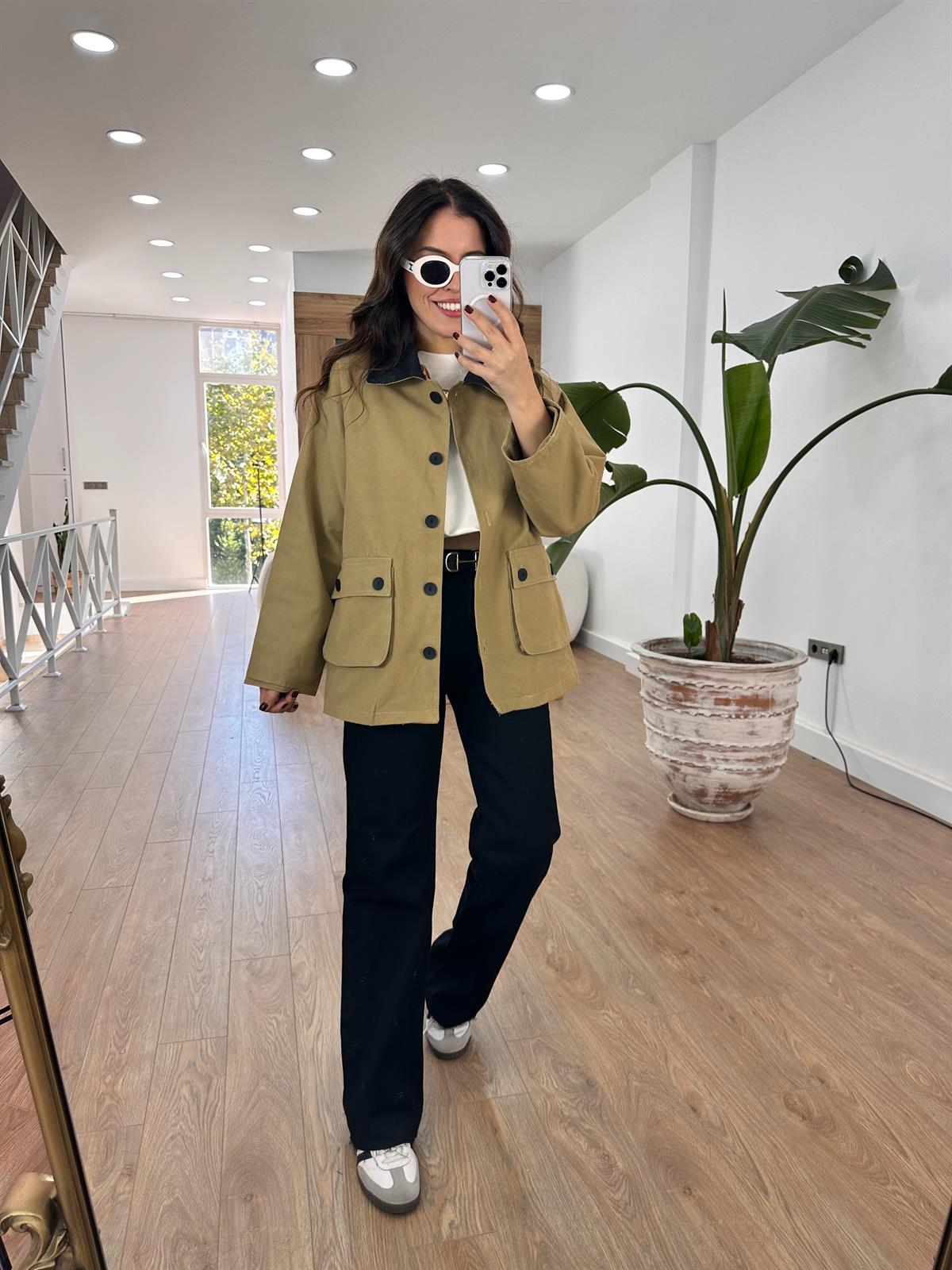 Kadife Yaka Torba Cepli Mont