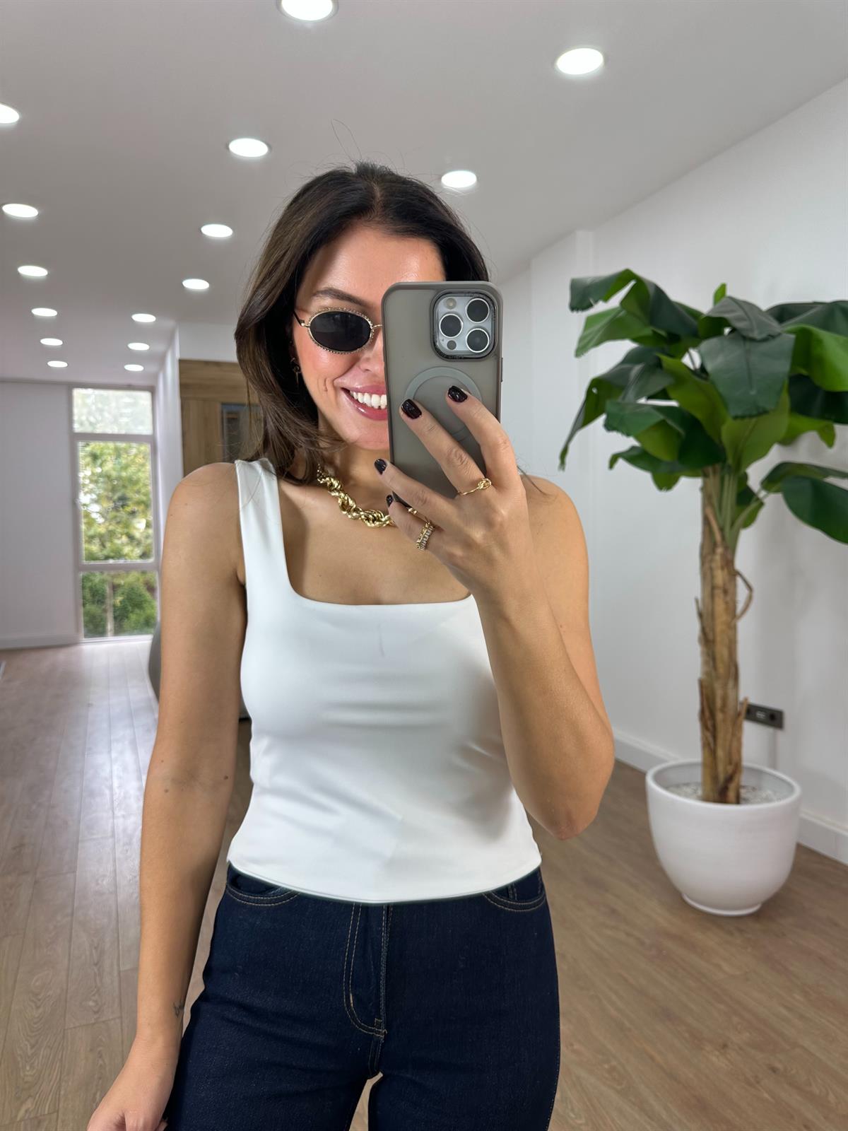 Kalın Askılı Kare Yaka Atlet - Beyaz