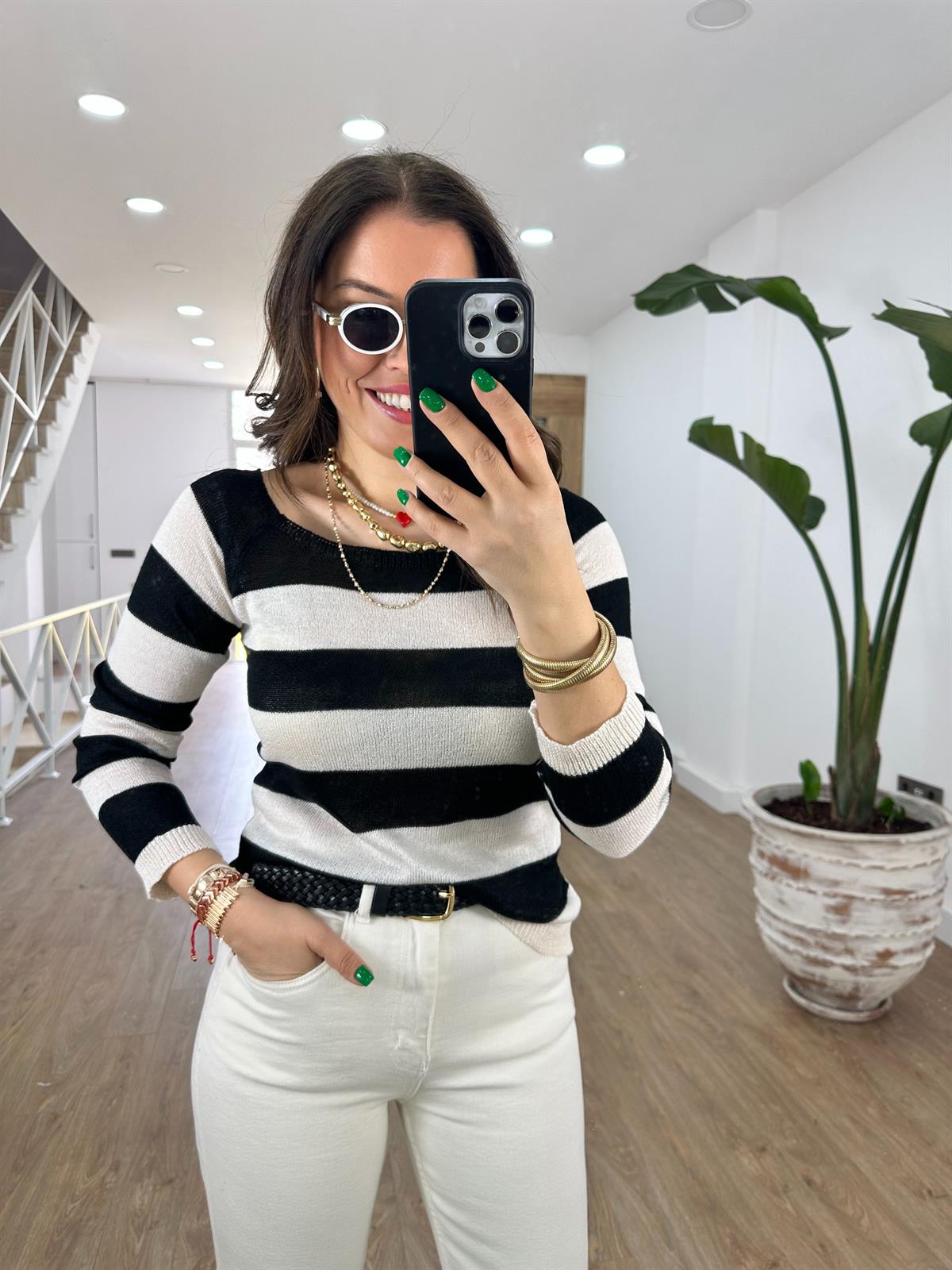 Kalın Çizgili Kayık Yaka Merserize Triko-Siyah