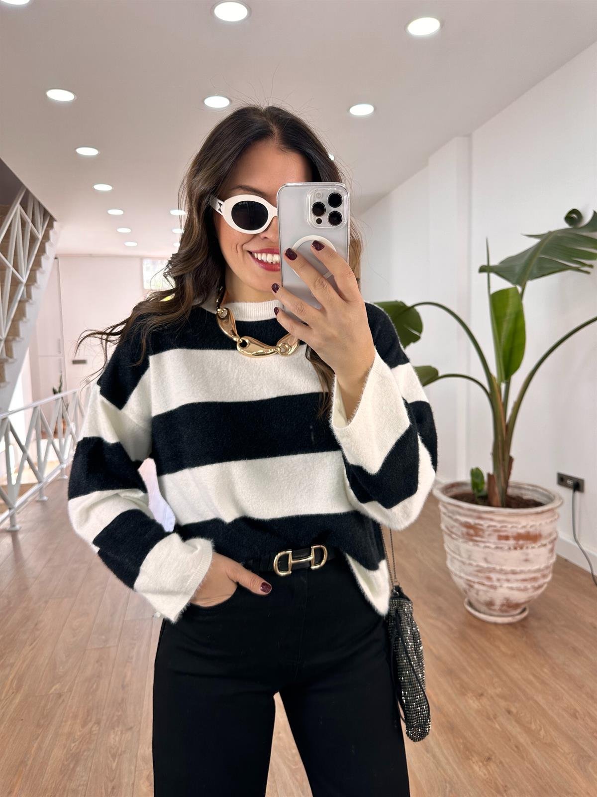 Kalın Çizgili Sakallı Triko Kazak