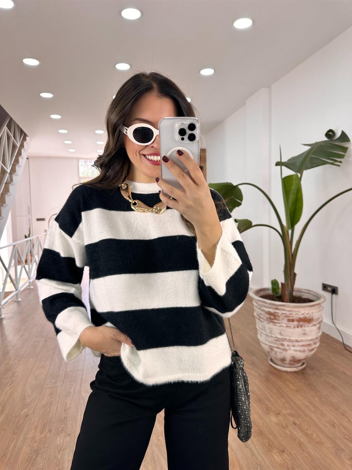 Kalın Çizgili Sakallı Triko Kazak