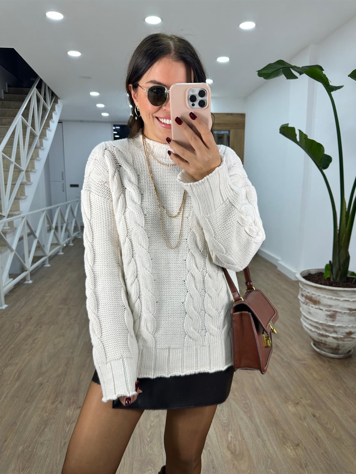 Kalın Saç Örgülü Kazak