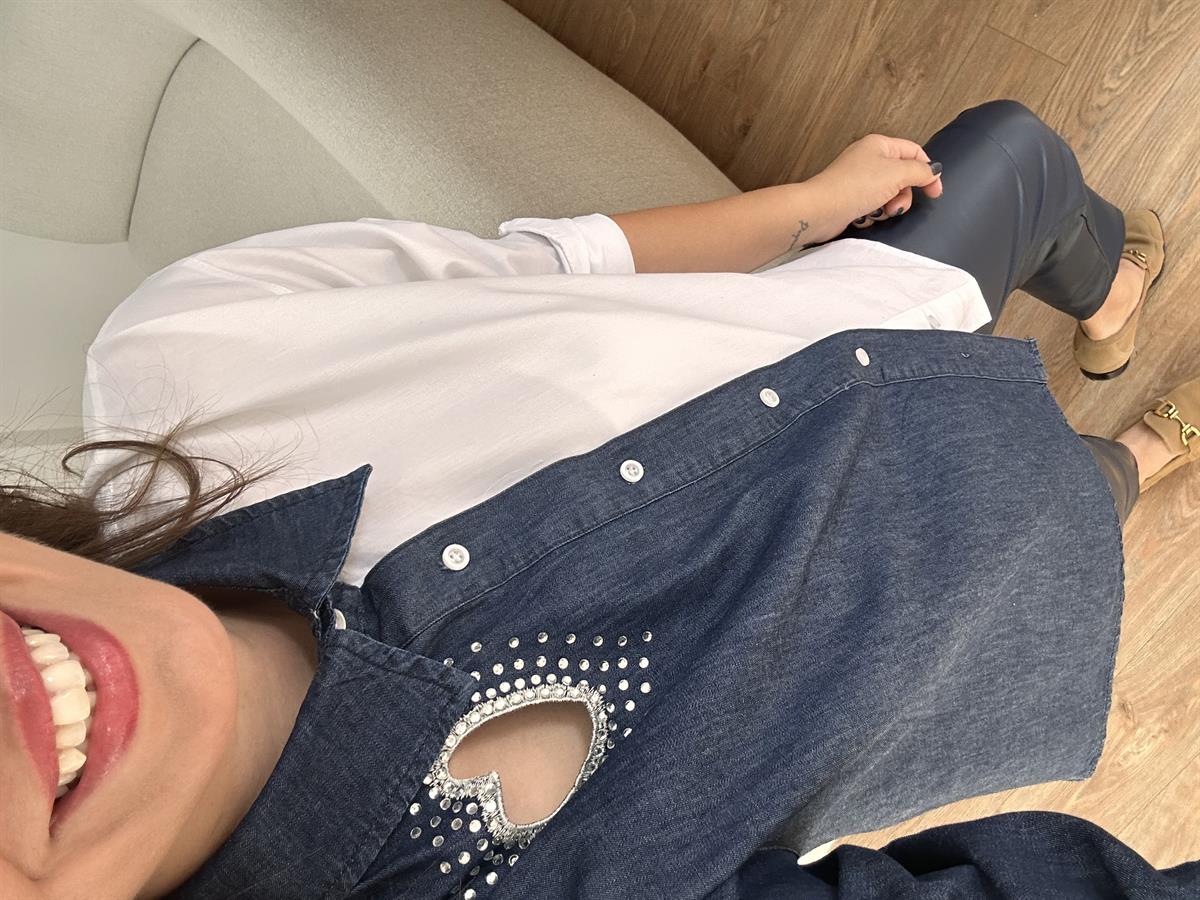 Kalp Detaylı Tensel Gömlek