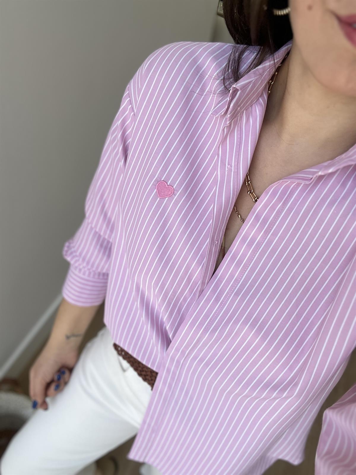 Kalp Nakışlı Çizgili Gömlek-Pembe
