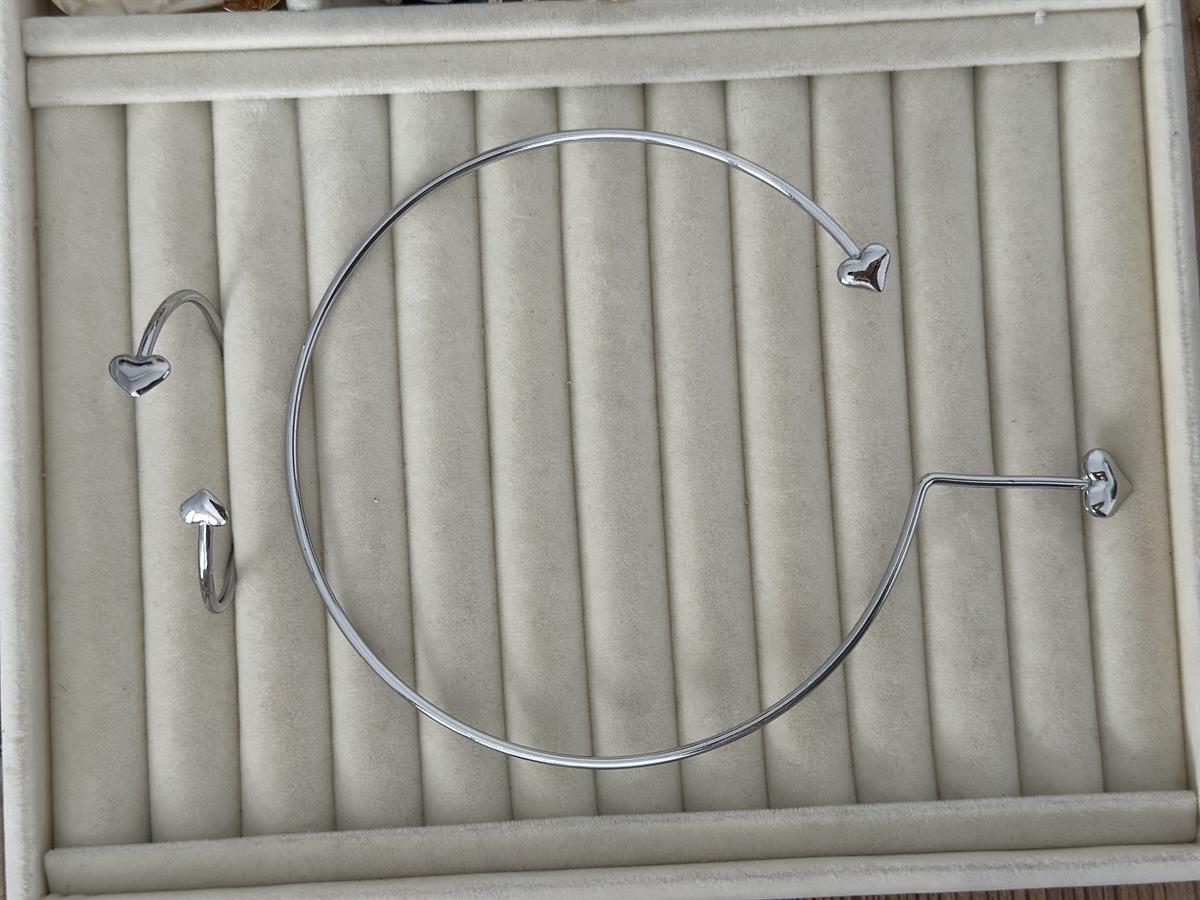Kalp Tasarım Kelepçe Kolye Silver