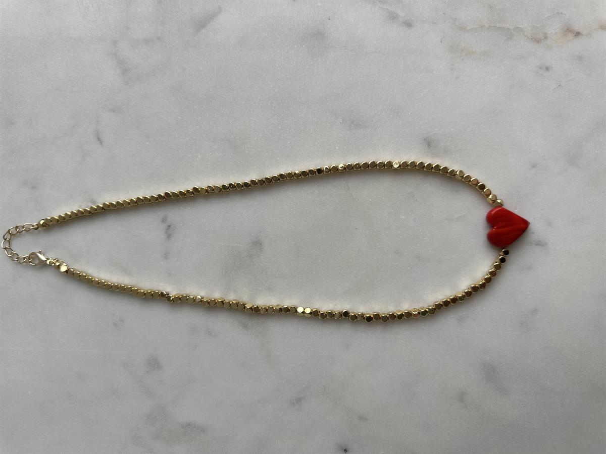 Kalpli Kırmızı Gold Topçuklu Kolye