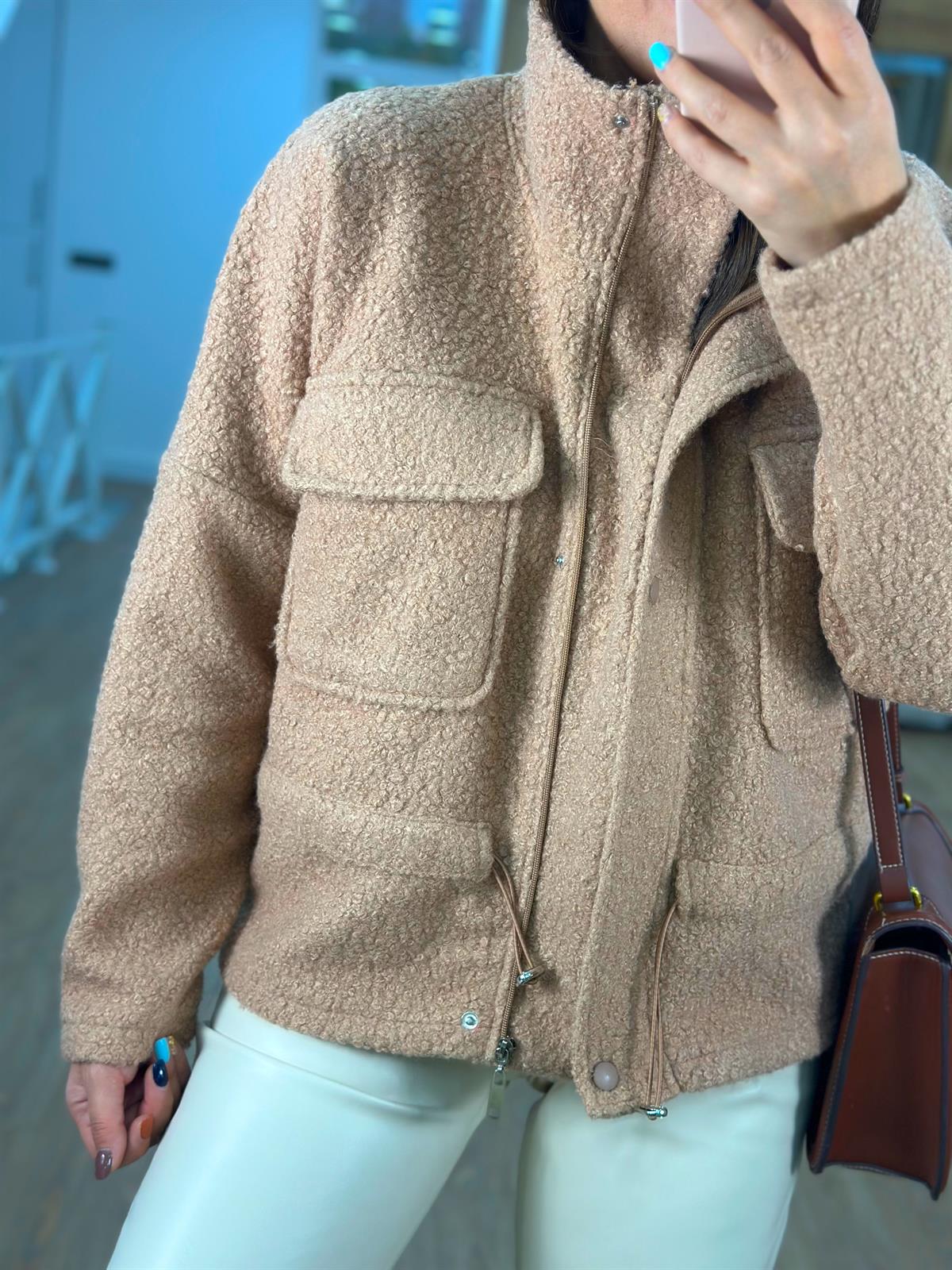 Kapak Cepli Beli Büzgülü Buklet Kaban-Bej