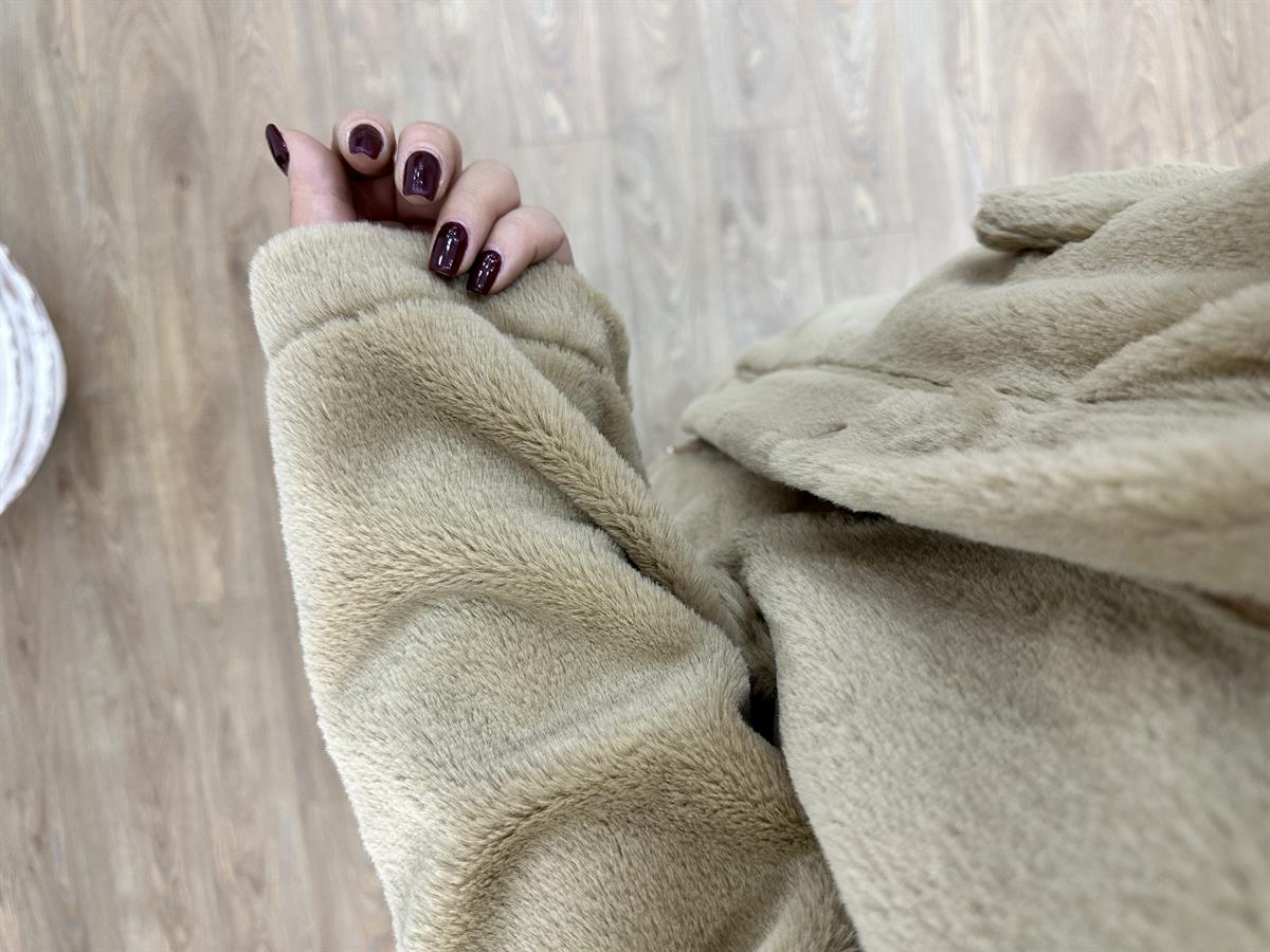 Kapak Cepli Önü Fermuarlı Kürk-Camel