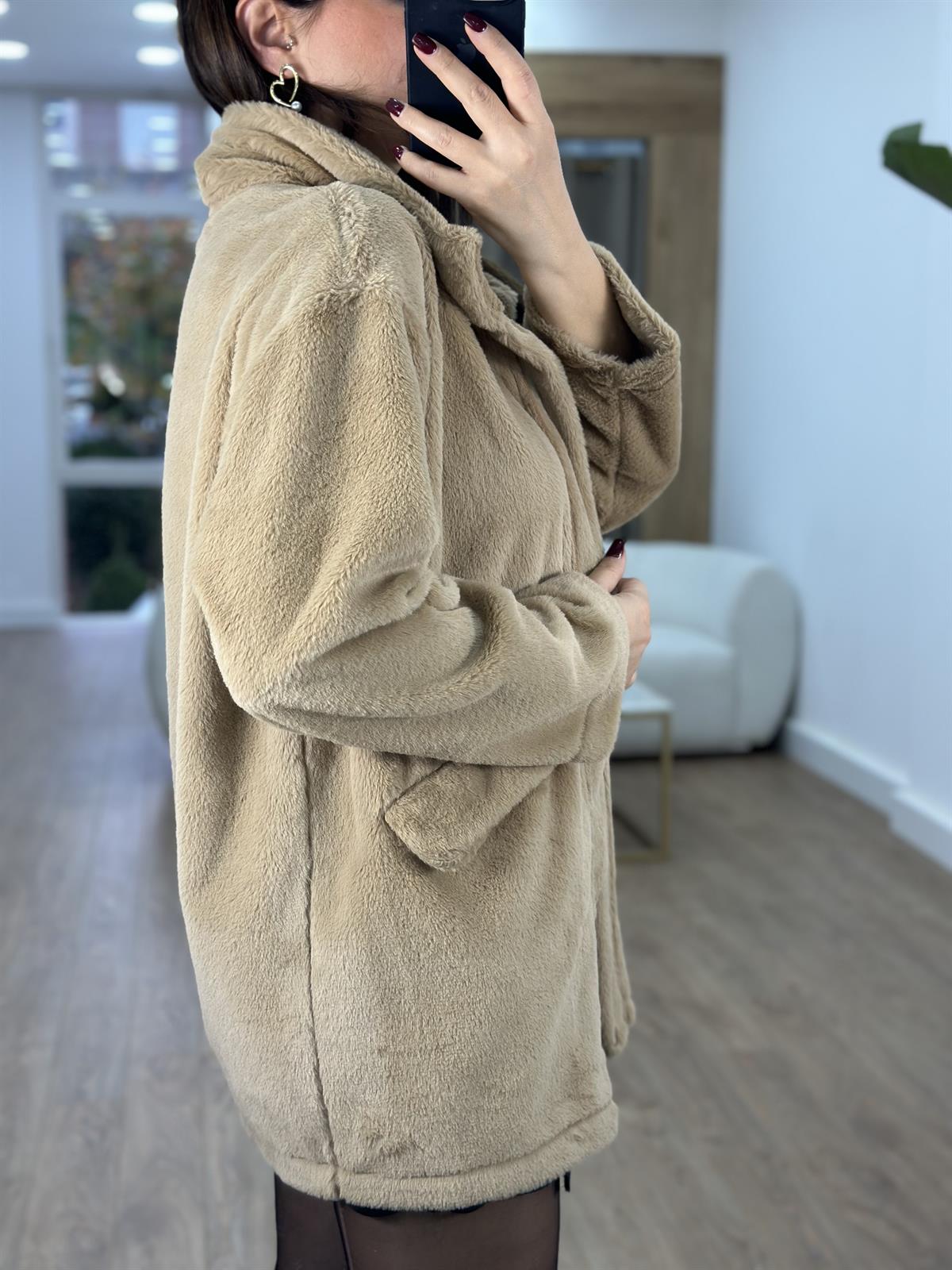 Kapak Cepli Önü Fermuarlı Kürk-Camel