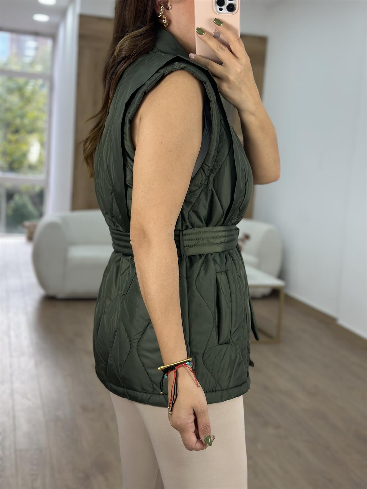 Kapitone Kuşaklı Tasarım Yelek-Haki