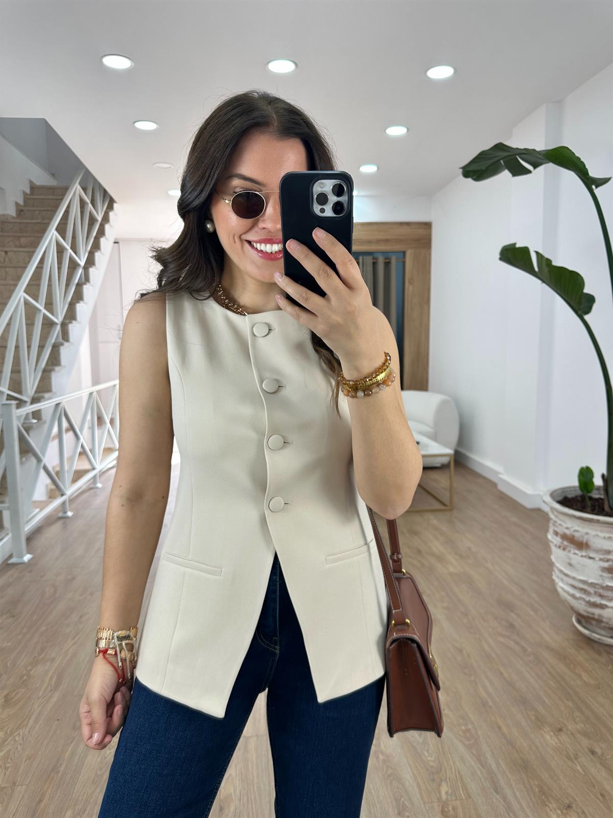 Kaplama Düğmeli Yelek-Taş