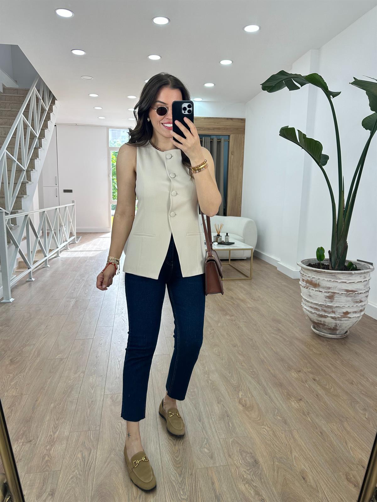 Kaplama Düğmeli Yelek-Taş