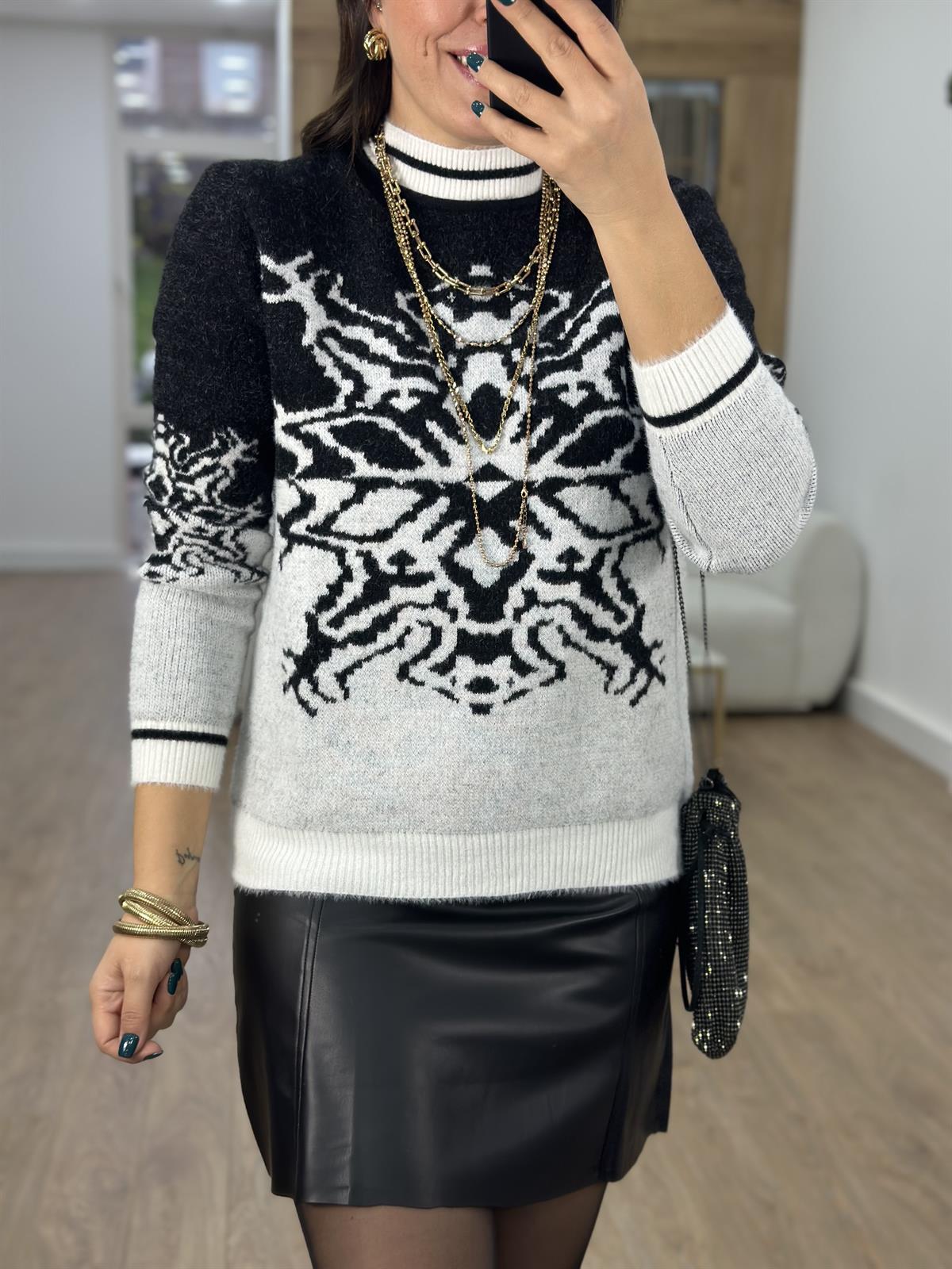 Kar Tanesi Desenli Çift Renk Kazak