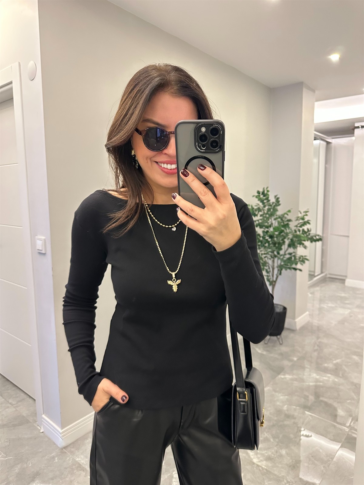 Kayık Yaka Fitili Bluz - Siyah