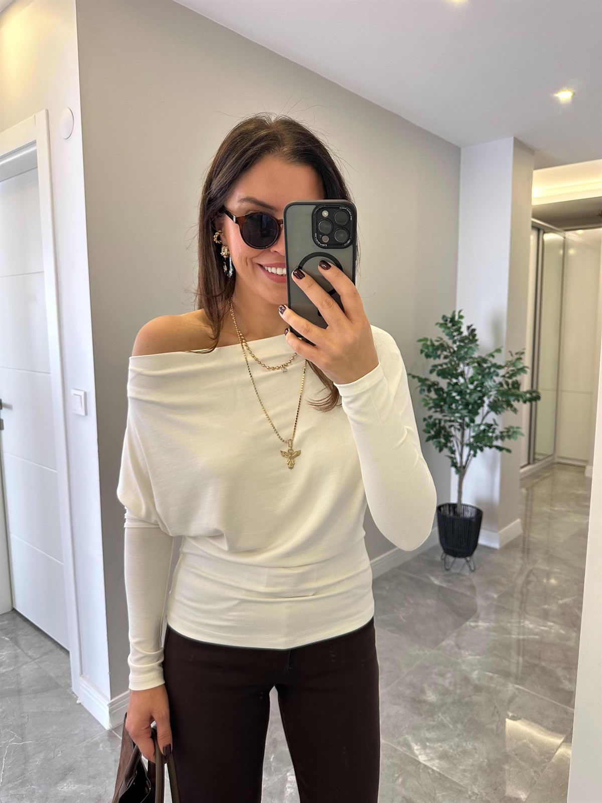 Kayık Yaka Modal Bluz - Ekru