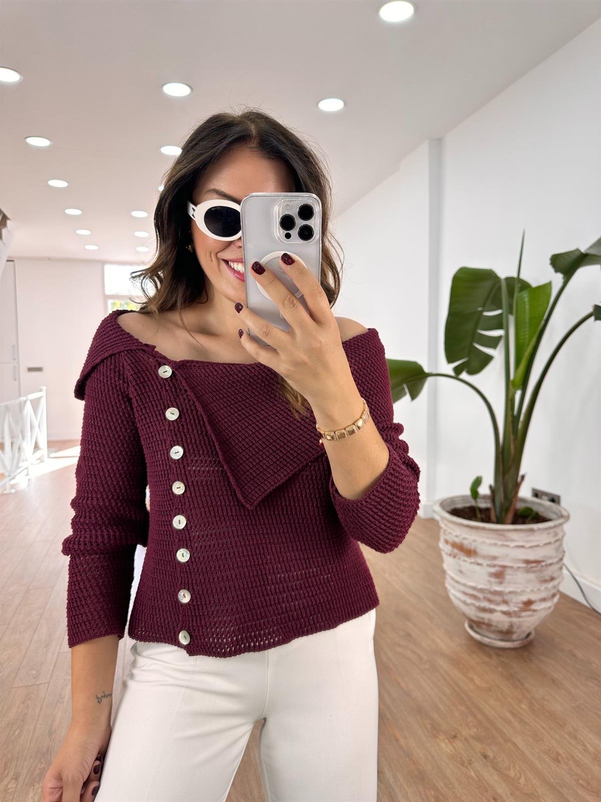 Kayık Yaka Önden Düğmeli Triko Bluz - Bordo